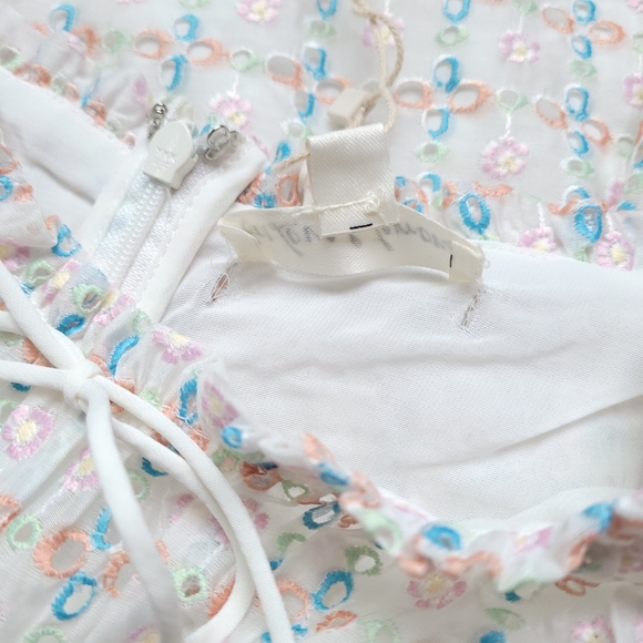 🍒NWT🍒 FOR LOVE & LEMONS EYELET DRESS - Picture 6 of 8